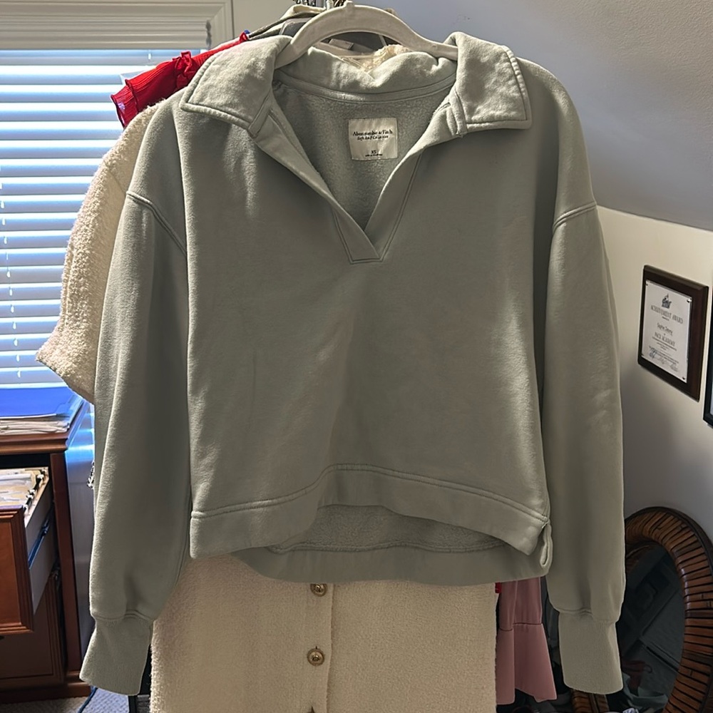 Light see mist green too/ pullover from Abercrombie. Worn once perfect condition